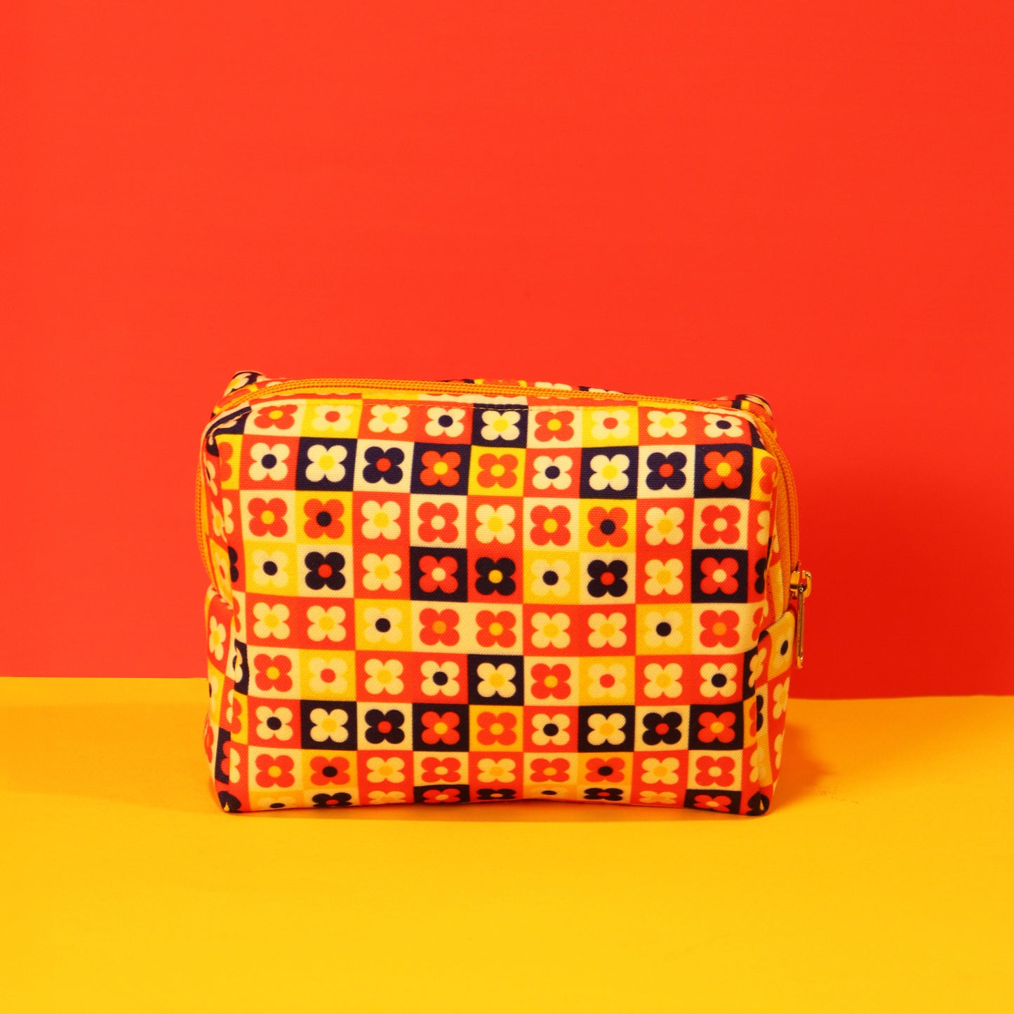Flowers Grid Pouch